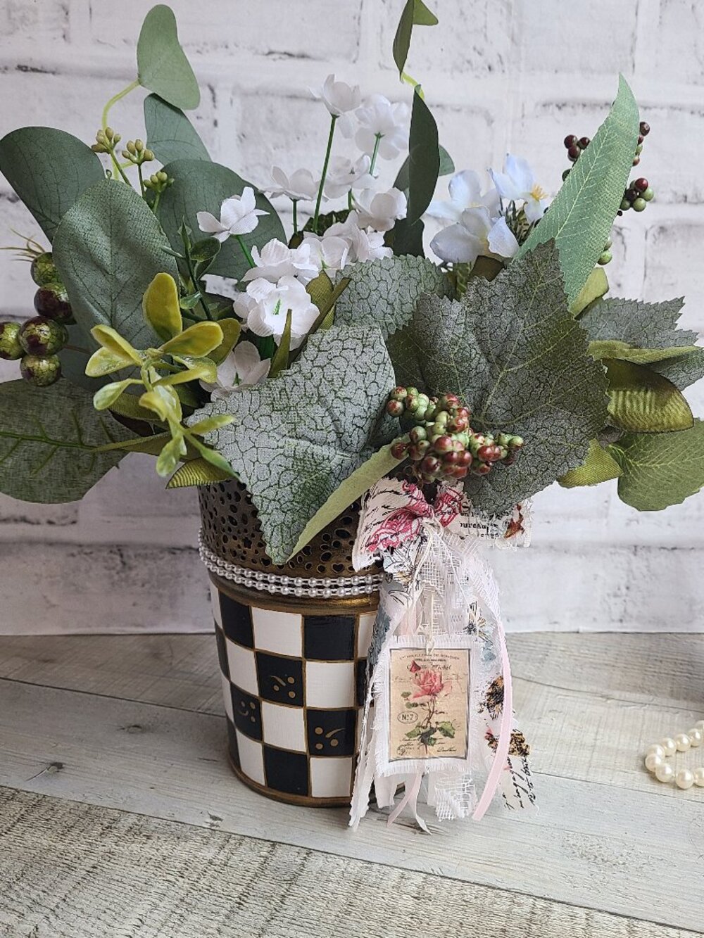 Checked Planter Parisian Flower Cart Arrangement Buffalo Check Urn Flower Pot